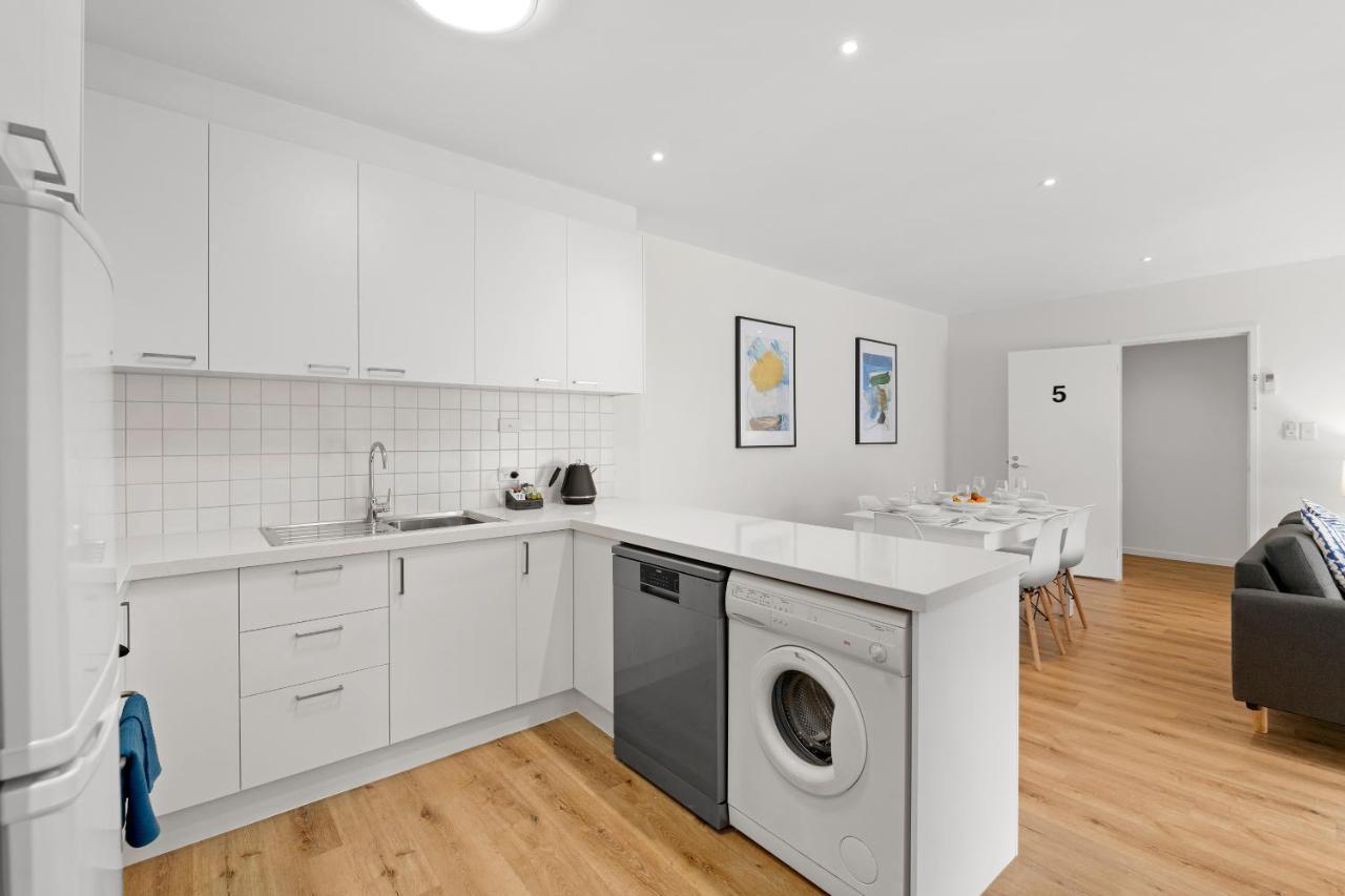 Burwood Serviced Apartments Экстерьер фото